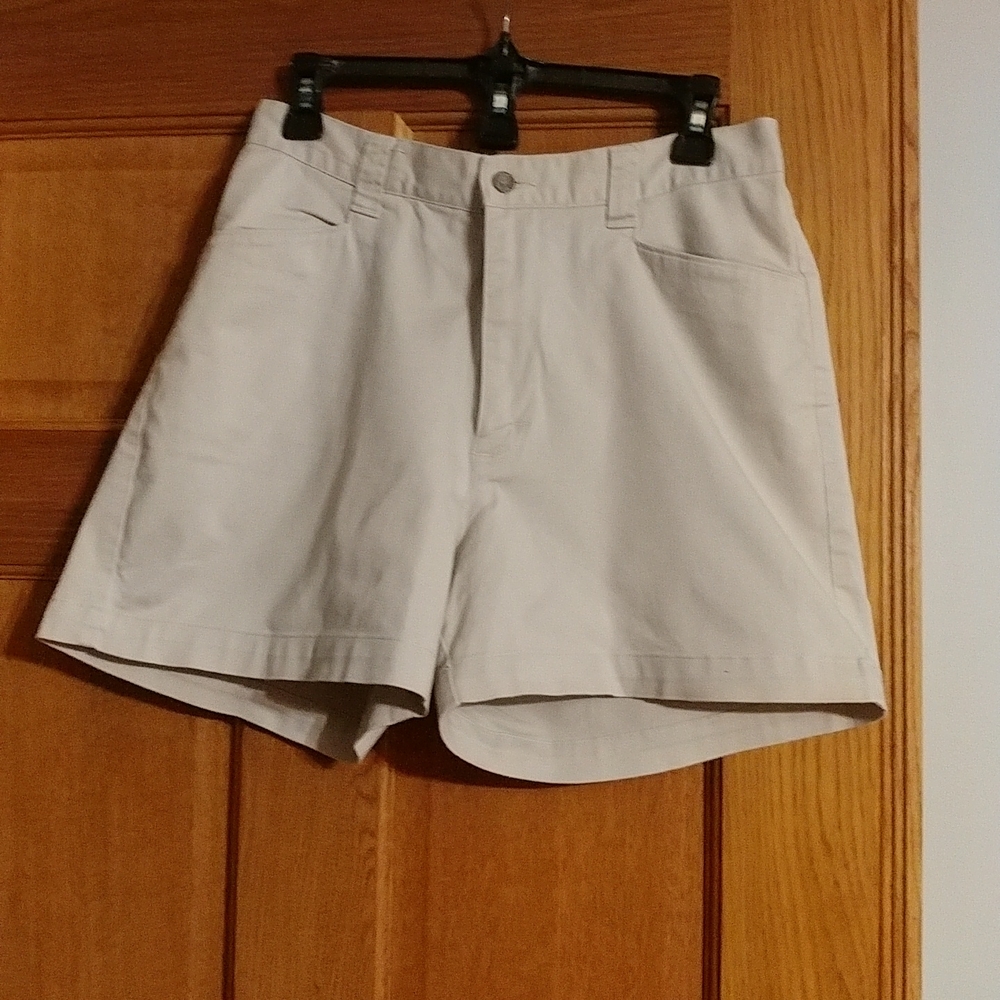 Woman's Lee Petite Shorts